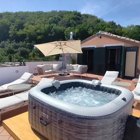 The Seaview From The Terrace With Jacuzzi, Relax & Pools - Dorotea Infinity * Salerno